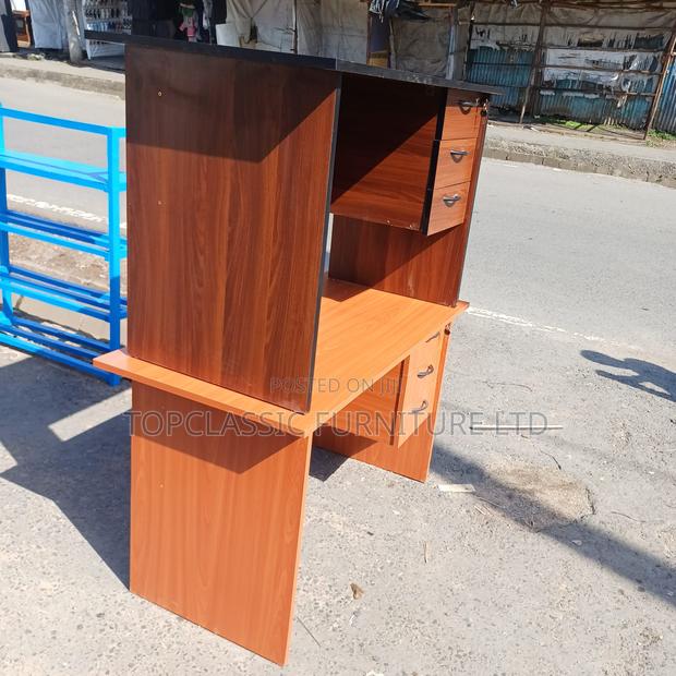 QUALITY OFFICE DESKS Available (Payment on Delivery) - main view