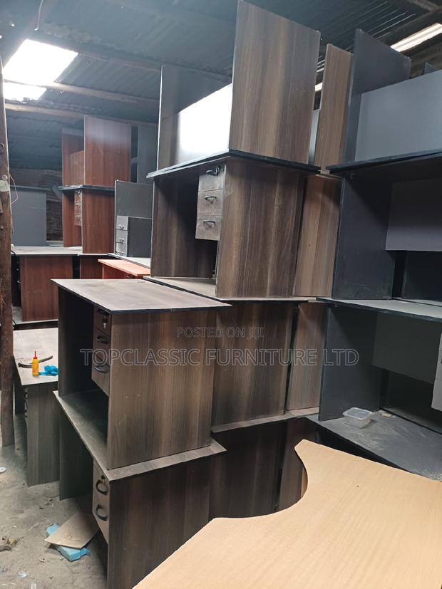 QUALITY OFFICE DESKS Available (Payment on Delivery) - main view