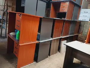 QUALITY OFFICE DESKS Available (Payment on Delivery)