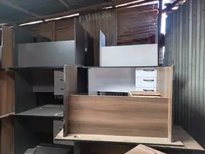 QUALITY OFFICE DESKS Available (Payment on Delivery)