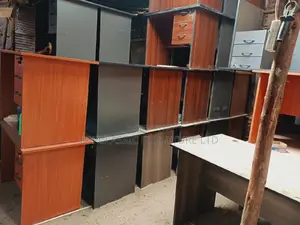 QUALITY OFFICE DESKS Available (Payment on Delivery)