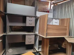 QUALITY OFFICE DESKS Available (Payment on Delivery)