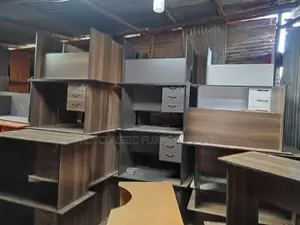 QUALITY OFFICE DESKS Available (Payment on Delivery)