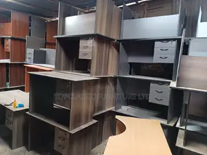 QUALITY OFFICE DESKS Available (Payment on Delivery)