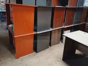 QUALITY OFFICE DESKS Available (Payment on Delivery)