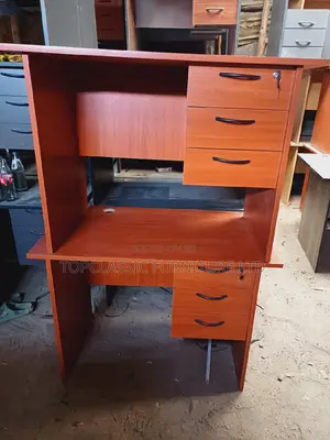 QUALITY OFFICE DESKS Available (Payment on Delivery)