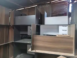 QUALITY OFFICE DESKS Available (Payment on Delivery)