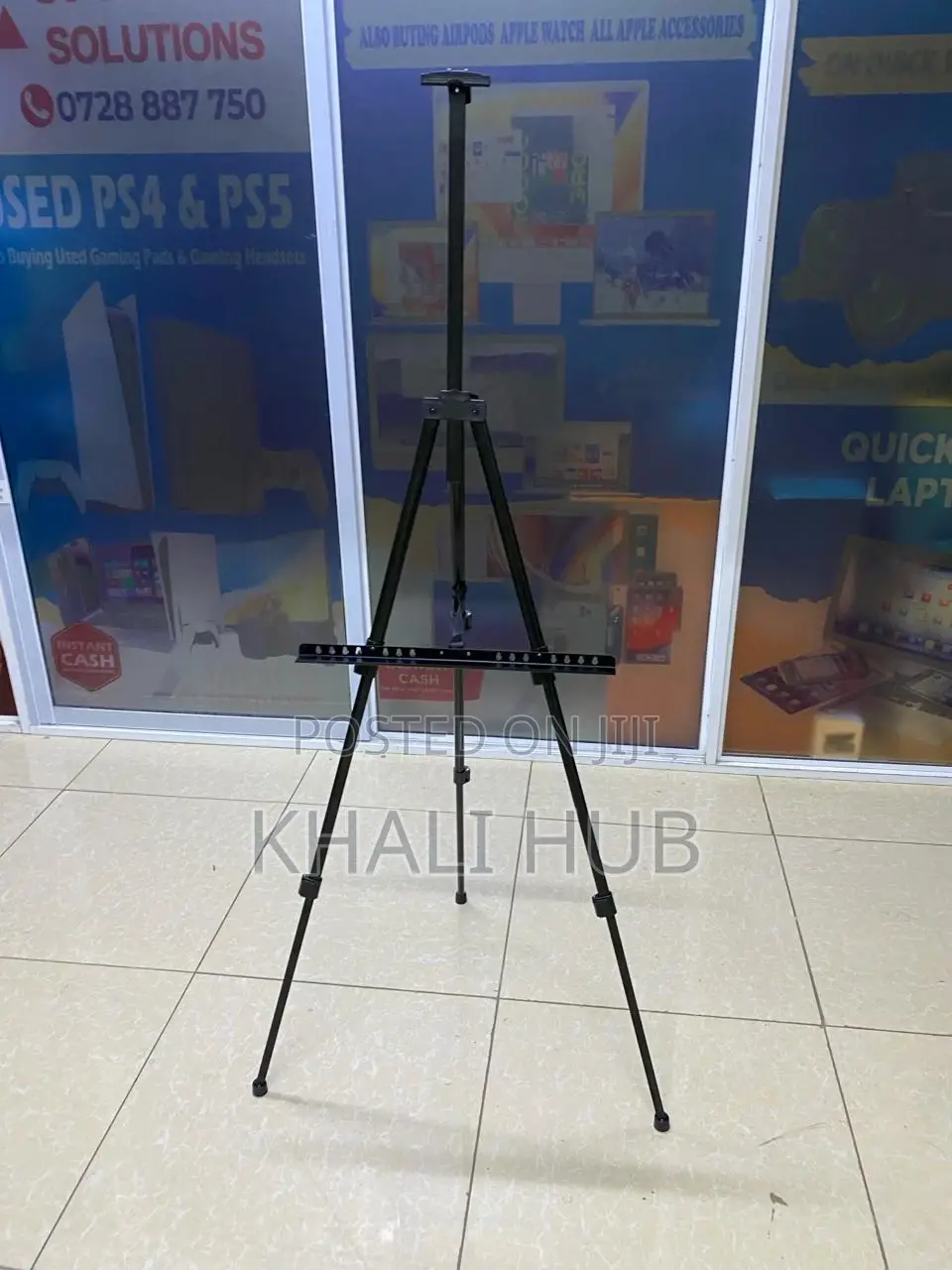 Easel Easel (Tripod Metallic Easel)