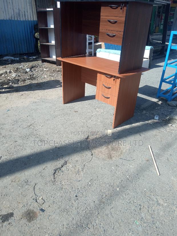 Quality Office Desk - main view