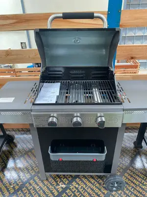 3 Burner Gas Powered Barbecue Grill