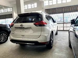 Nissan X-Trail 2019 White