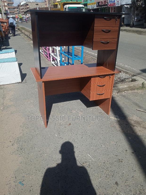 Quality Office Desk - main view