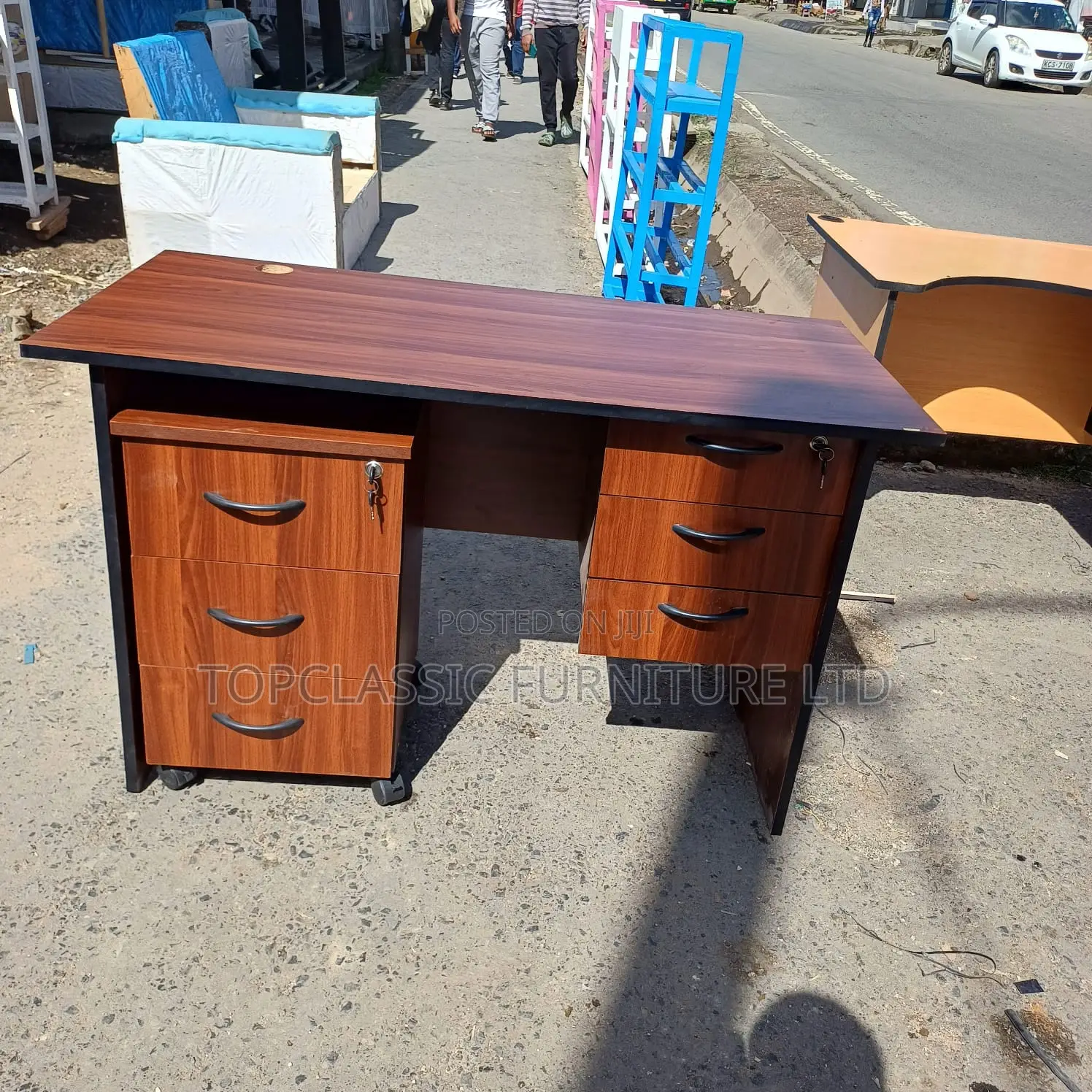QUALITY OFFICE DESKS(Mobile Pedestal=Ksh.5500)