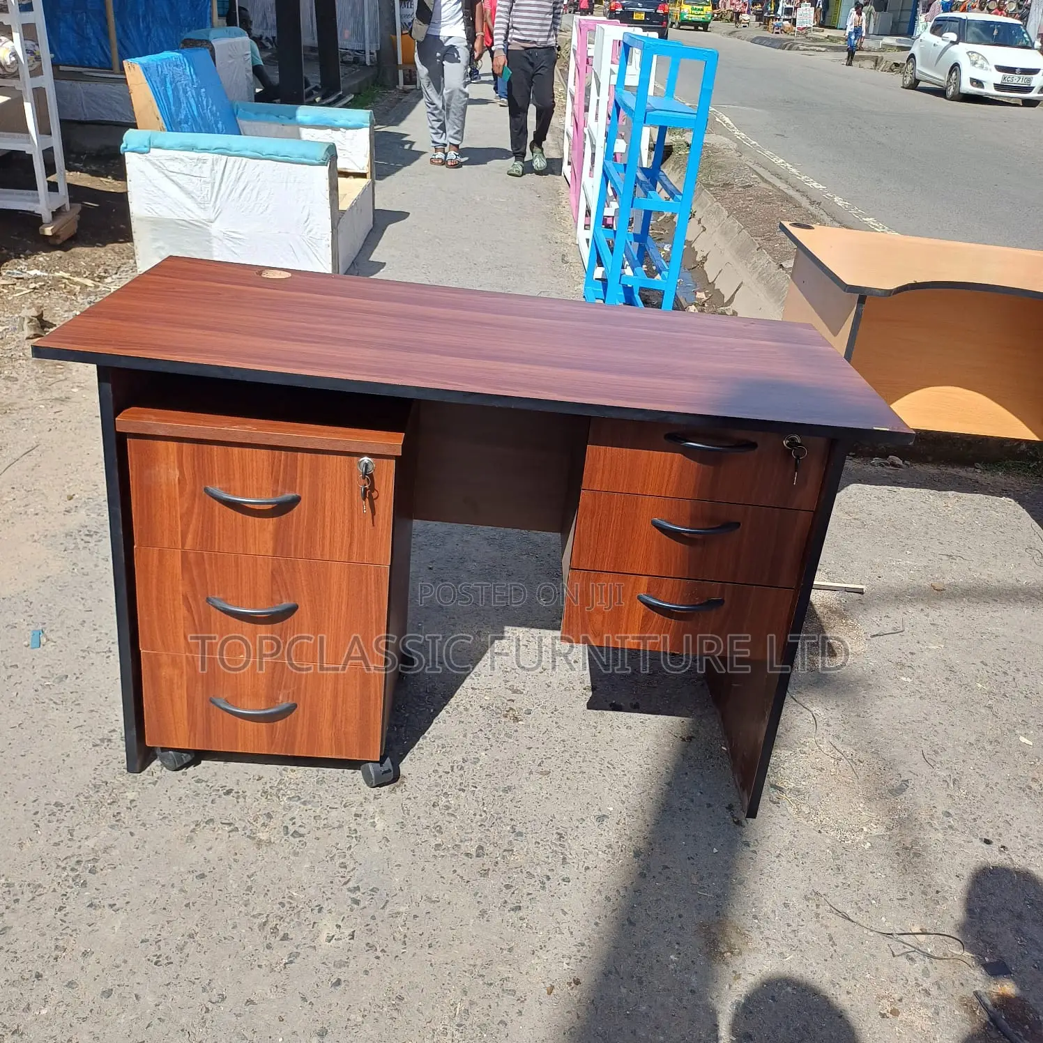 QUALITY OFFICE DESKS(Mobile Pedestal=Ksh.5500)