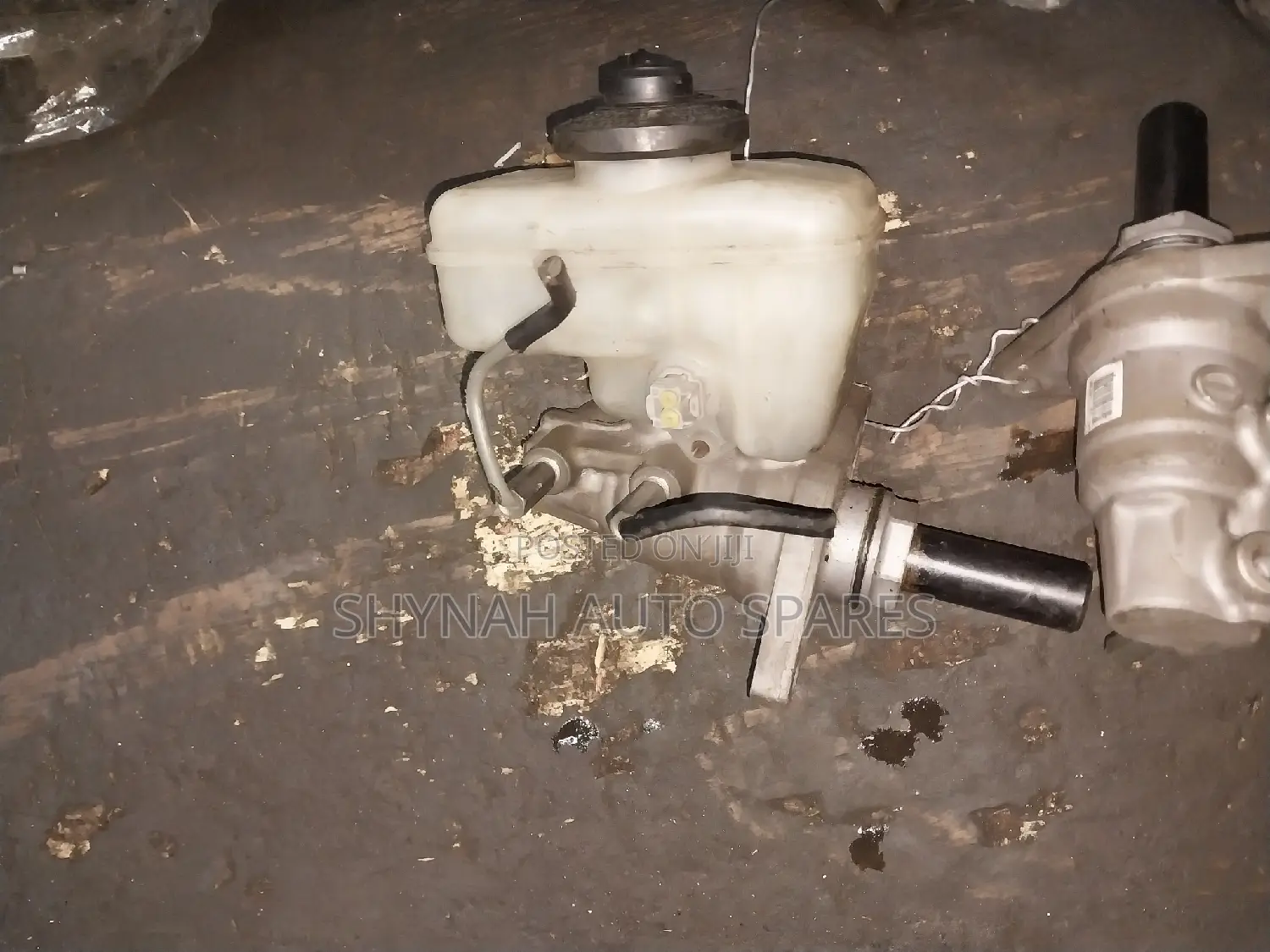 Landcruiser Prado J120 Brake Master Cylinder Only