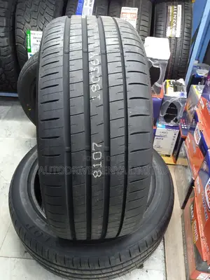 275/45r21 Dunlop Tyre