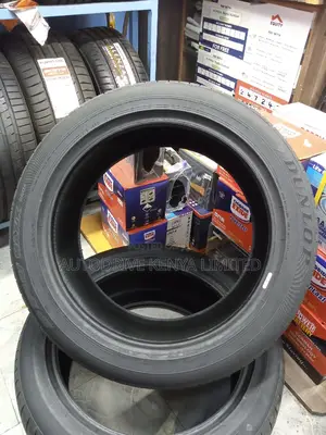 275/45r21 Dunlop Tyre