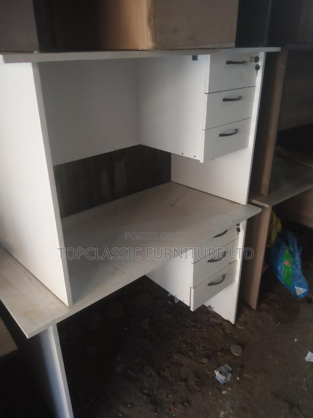 Quality Office Desk - main view