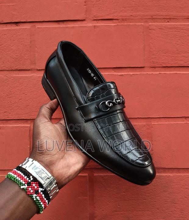 Leather Officials - thumbnail 3