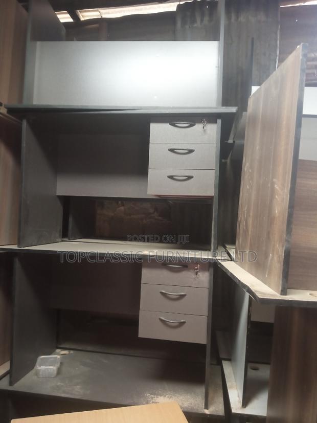 Quality Office Desk - main view