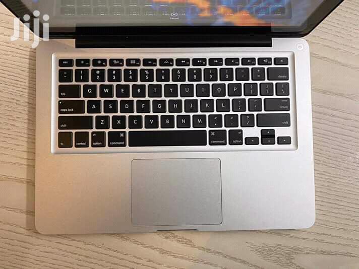 Laptop Apple MacBook Pro 4GB Intel Core i5 HDD 500GB