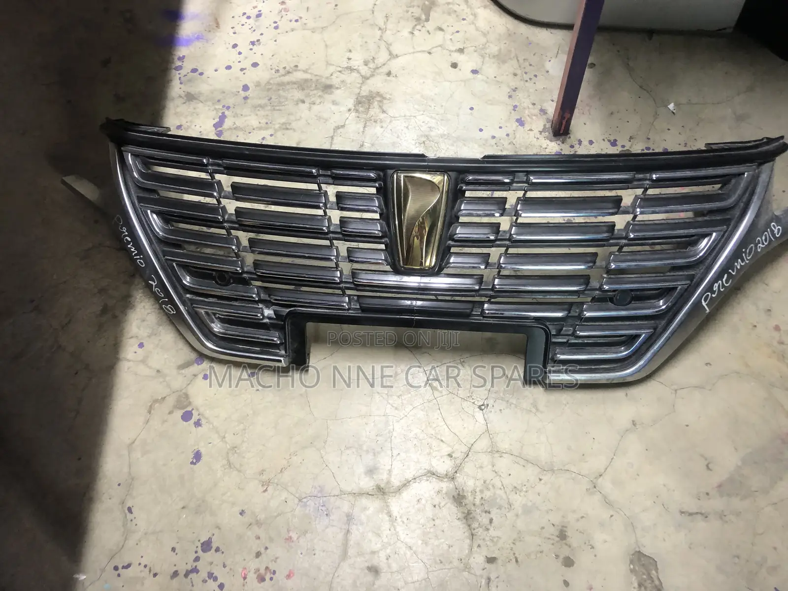 Toyota Premio 2018 270 Grill