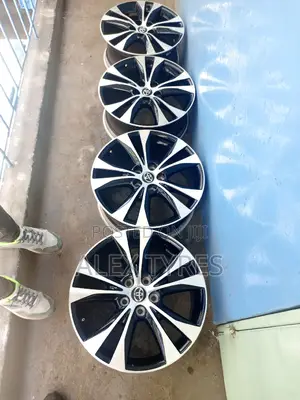 Size 18 Inches ORIGINAL Toyota Ra4 Rims Set