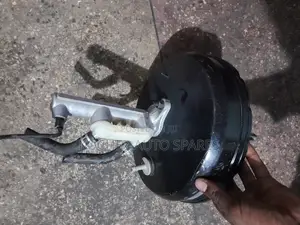 Brake Booster and Master Cylinder for Noah/Voxy Old Model