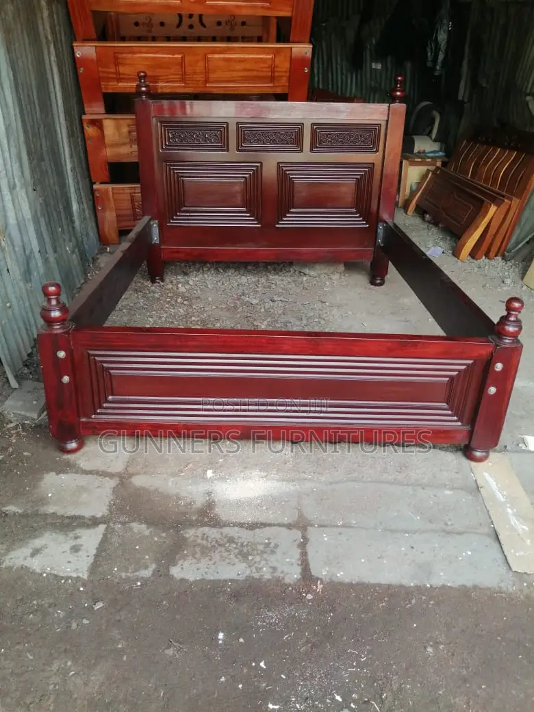 Mahogany Beds 5*6 Feets