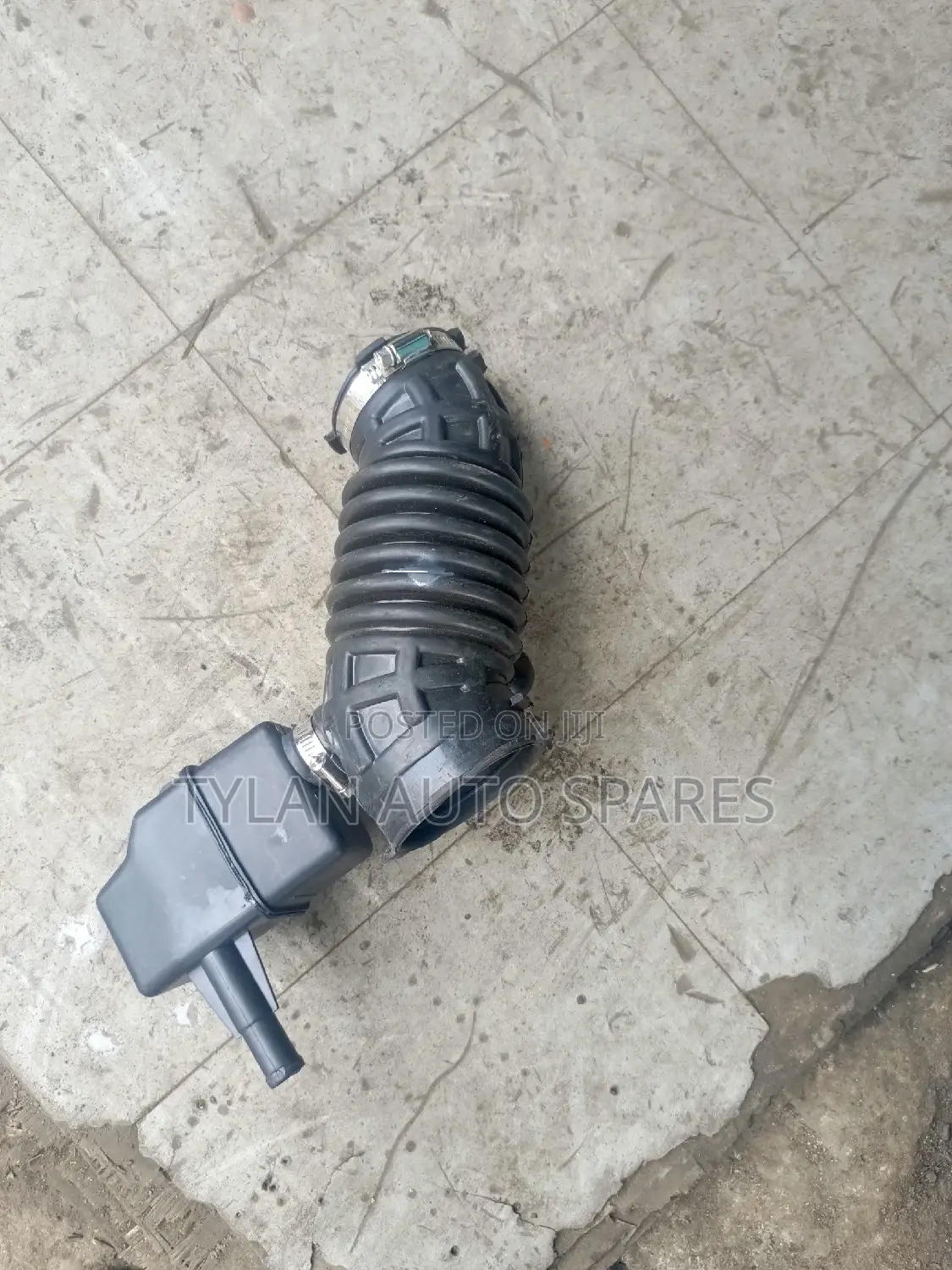 Inlet Air Cleaner Pipe Mr20
