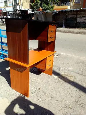 Quality Office Desk