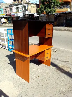 Quality Office Desk