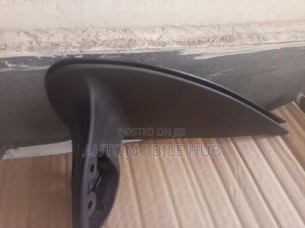 Toyota Hilux Vigo Side Mirror Bracket