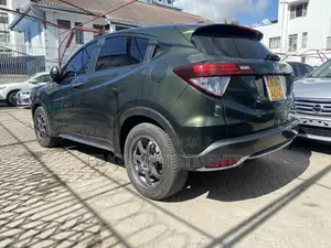 Honda Vezel 1.5 2WD 2016 Green