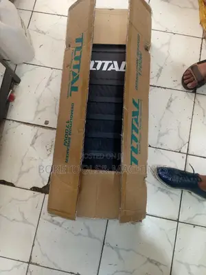 Total Demolition Breaker 1700W