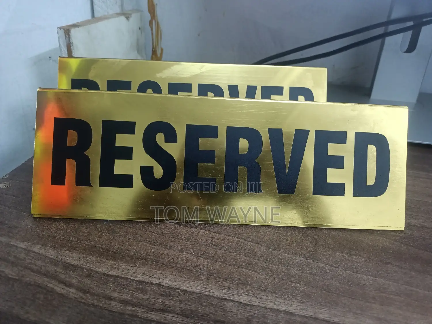 Reserved Table Sign in Golden Ciloez