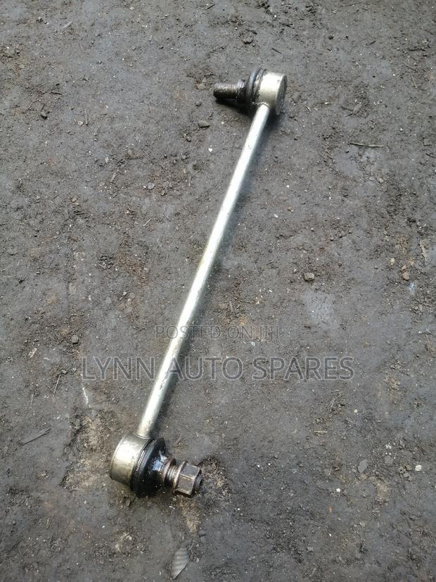 Toyota NZE /Rav4/Premio Sterbilizer Links