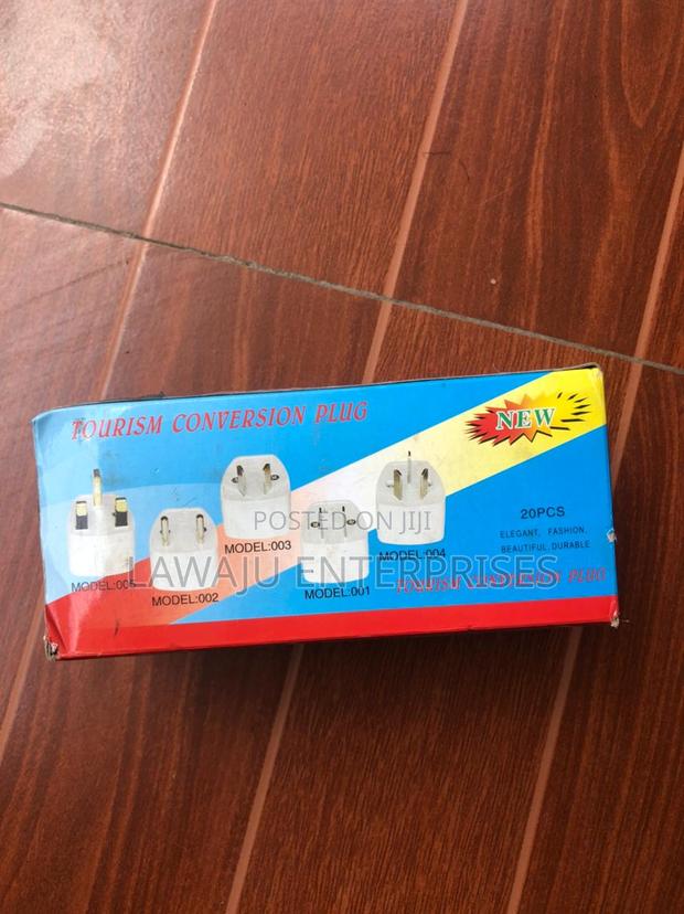 Travel Adaptor - thumbnail 3