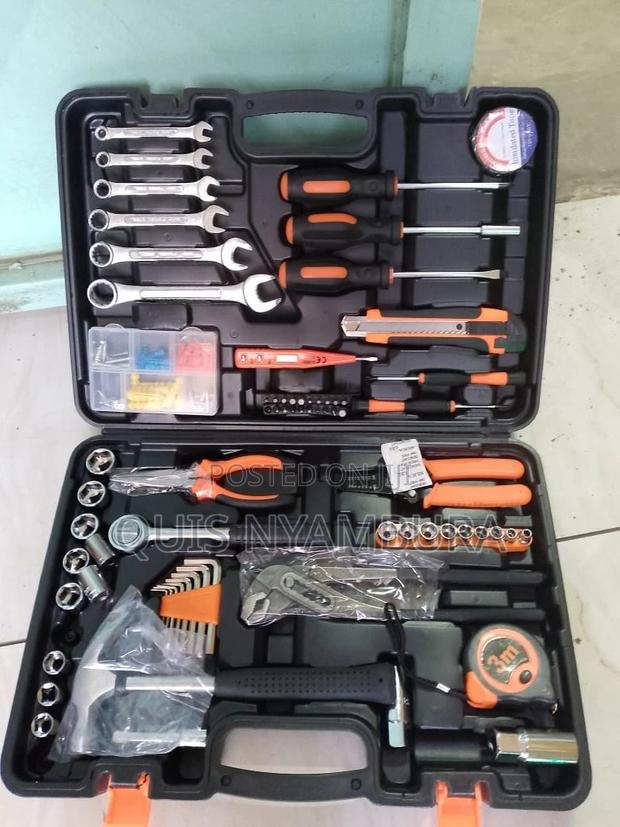 Tools Hand Tool Set With Spanner - main view