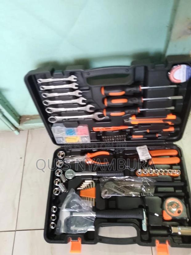 Tools Hand Tool Set With Spanner - thumbnail 4