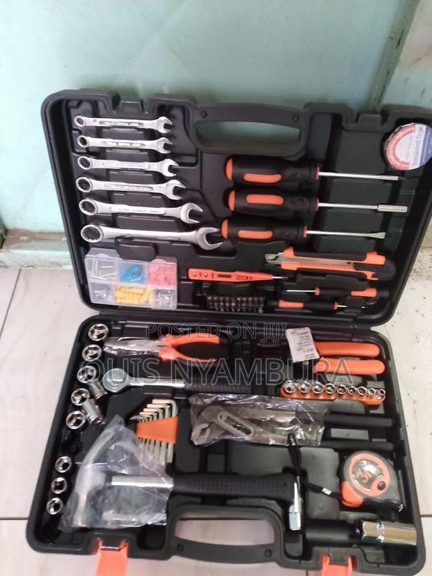 Tools Hand Tool Set With Spanner. - thumbnail 2