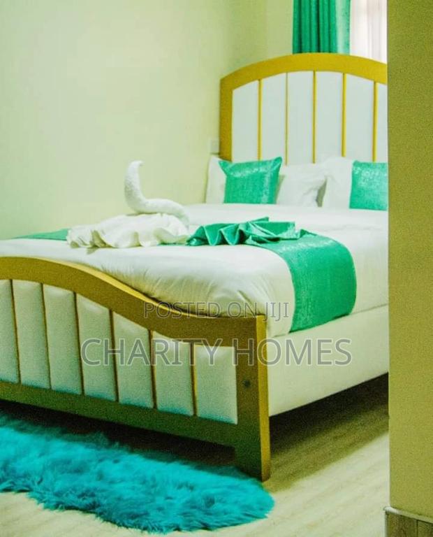 South B One Bedroom Airbnb - thumbnail 5