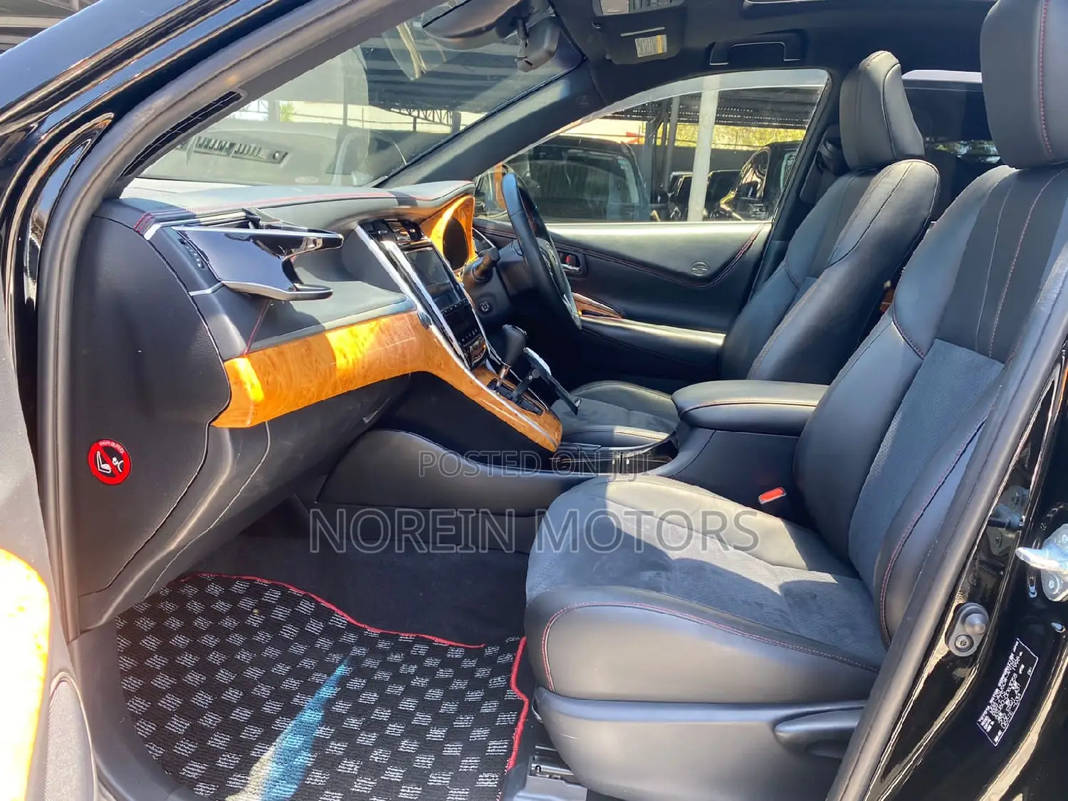 Toyota Harrier 2018 Black