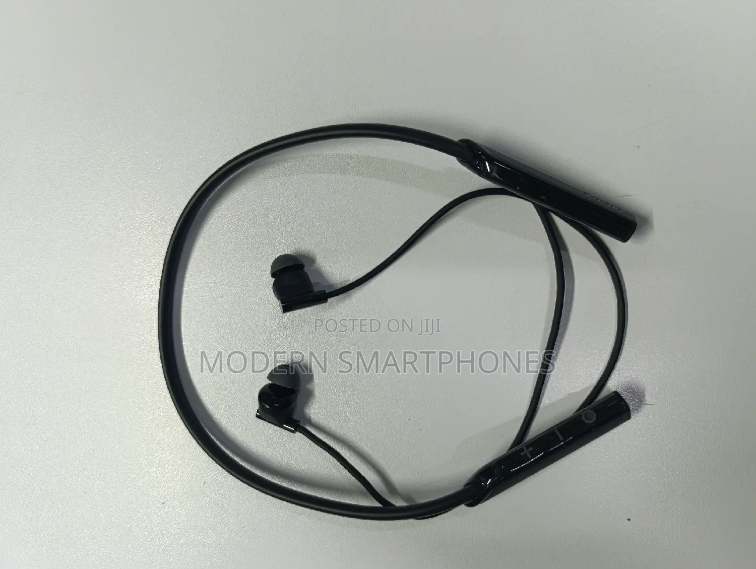 Oraimo Vibrate to the Rhythm Necklace Earphones