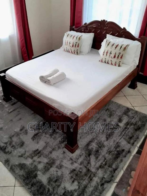 Airbnb One Bedroom Apartment - thumbnail 4