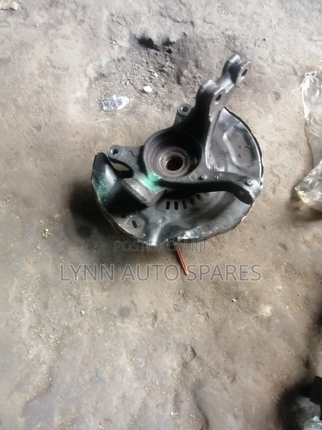 Toyota Belta Front Hub