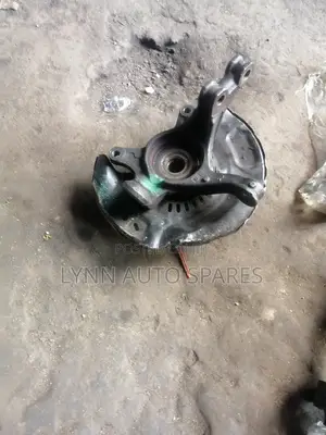 Toyota Belta Front Hub