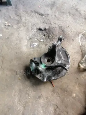 Toyota Belta Front Hub