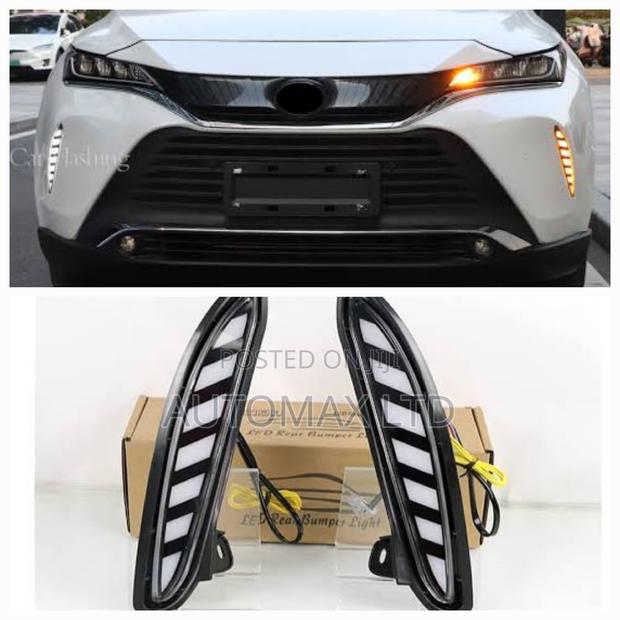 2pcs Toyota Harrier, Side Bumper DRL With Flowing Indicator,