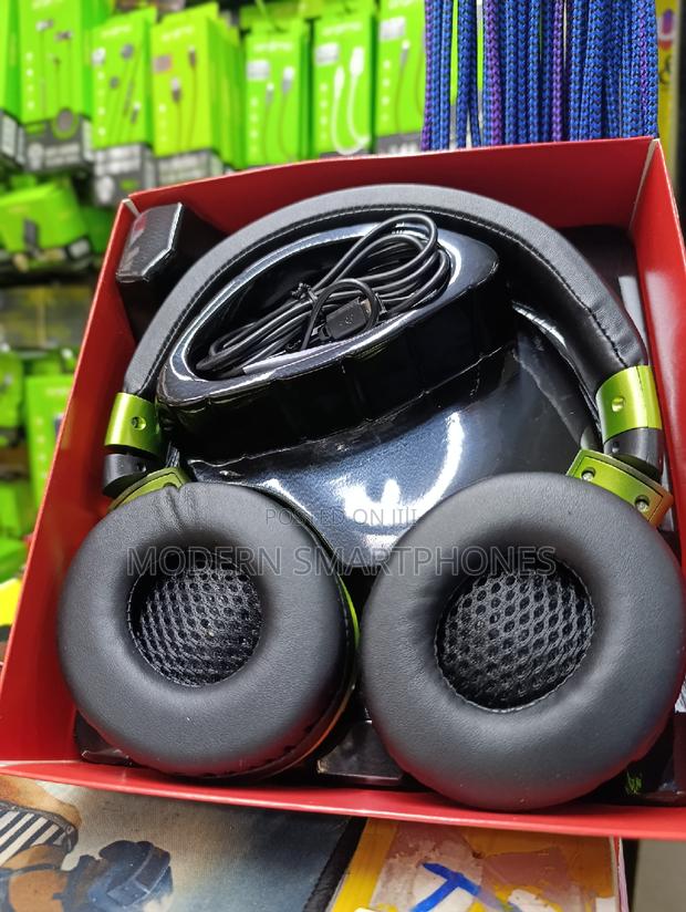 Excellent Headphones - thumbnail 3